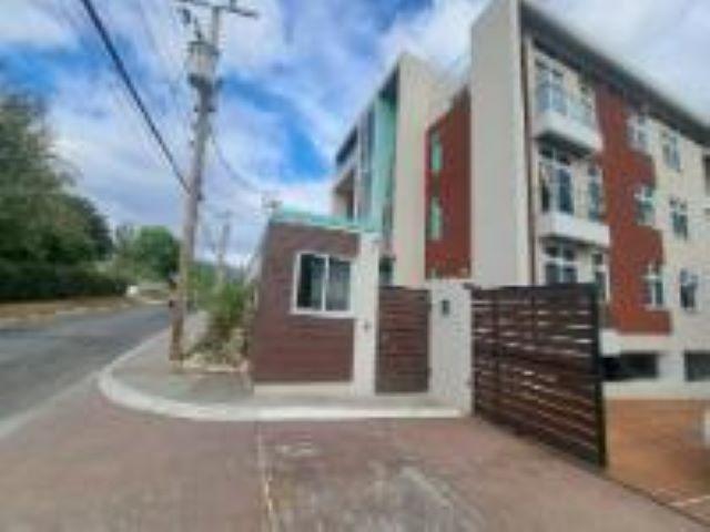 Fourth image of 15-18 Charlemont Ave in Kingston 6, St. Andrew, Jamaica - property is For Sale