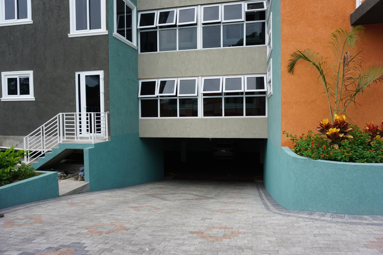 Stunning-2-Bed2.5-Bath-Apartment-for-Sale-in-St.-Andrew-Jamaica Fifth image of 6-10 Sunset Drive in Kingston 10, St. Andrew, Jamaica - property is For Sale