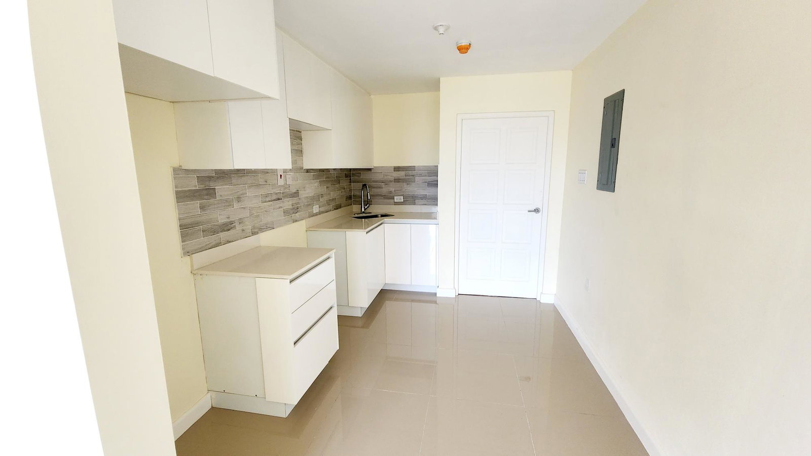 Fourth image of Bay Front Villa & Apartm in Bridgeport, St. Catherine, Jamaica - property is For Rent