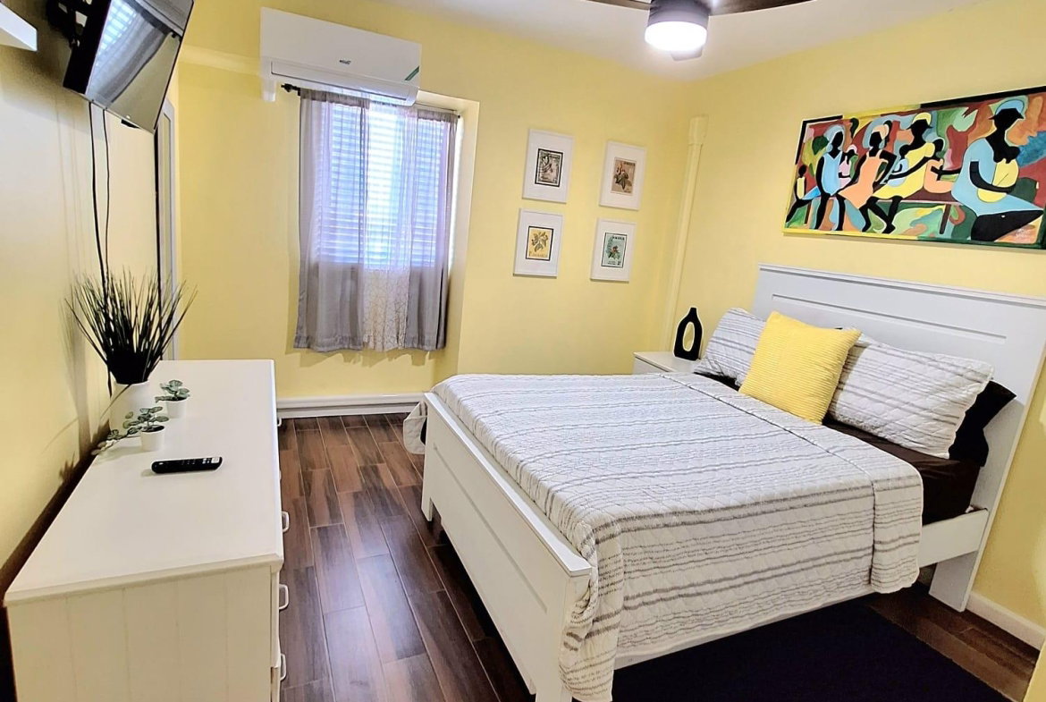 Tenth image of 4h-1-3 Ocean Boulevard in Kingston 1, Kingston, Jamaica - property is For Sale