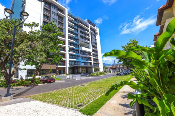 Seventh image of 706-21 Braemar Ave Kingston 5 in Kingston 5, St. Andrew, Jamaica - property is For Sale
