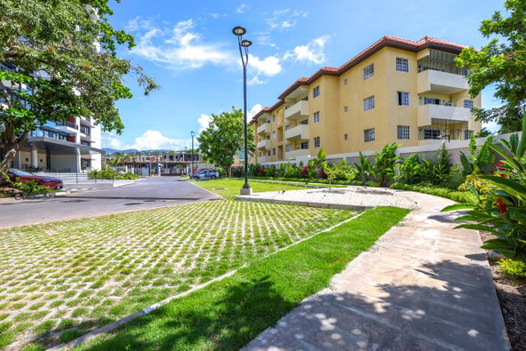 Tenth image of 706-21 Braemar Ave Kingston 5 in Kingston 5, St. Andrew, Jamaica - property is For Sale