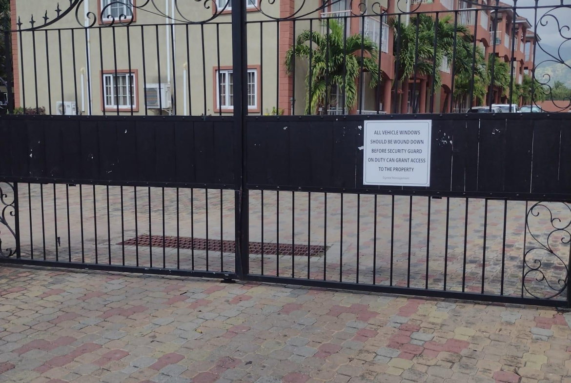 Fifteenth image of 2- Fairway Avenue in Kingston 5, St. Andrew, Jamaica - property is For Sale