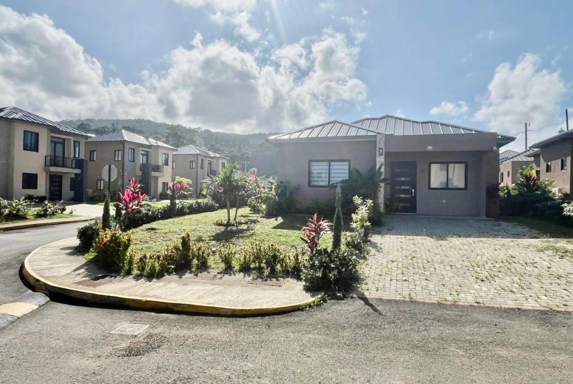 Fifth image of 35 Ocho Rios Country Club in Ocho Rios, St. Ann, Jamaica - property is For Sale