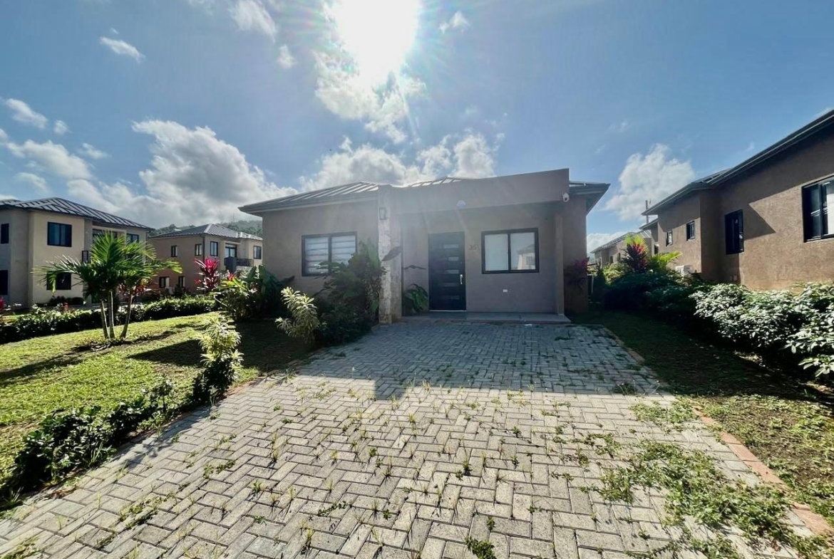 Sixth image of 35 Ocho Rios Country Club in Ocho Rios, St. Ann, Jamaica - property is For Sale