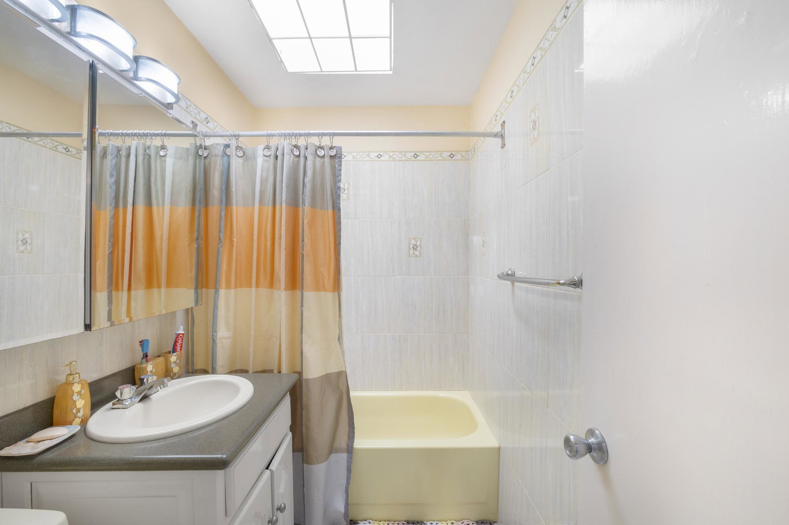 Twenty-Second image of 14- Bonham Villas in Bonham Park, St. Ann, Jamaica - property is For Rent
