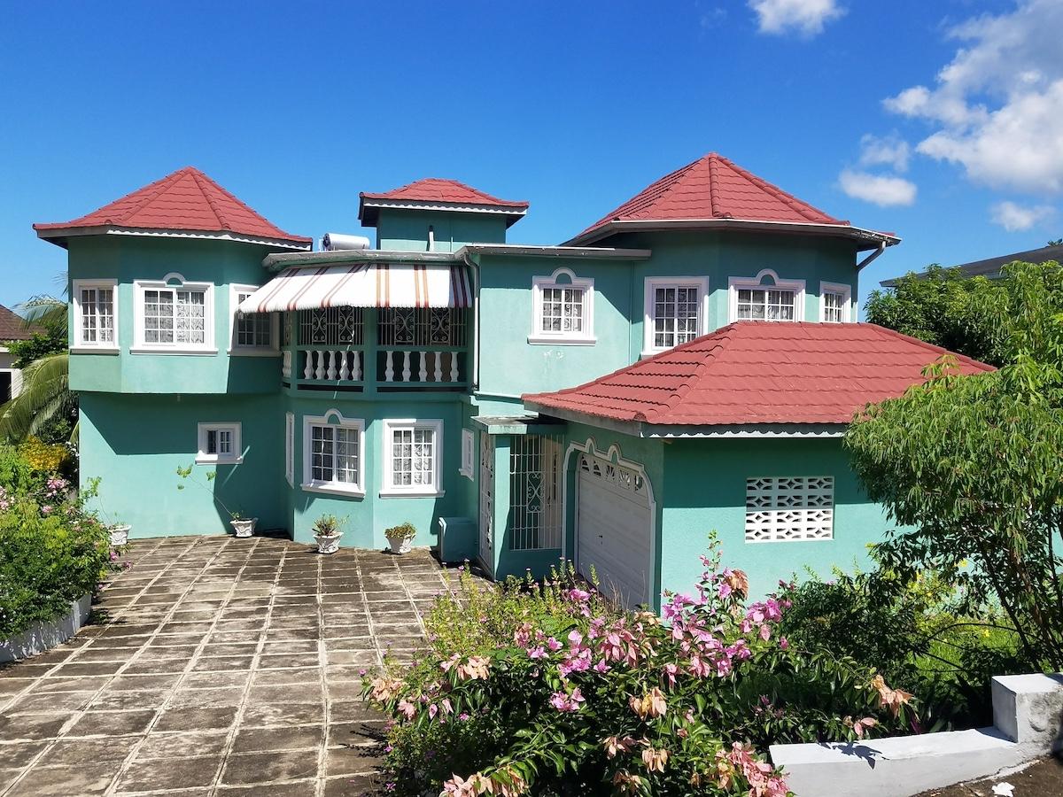 Second image of Palm Circle, Unity Hall in Montego Bay, St. James, Jamaica - property is For Sale