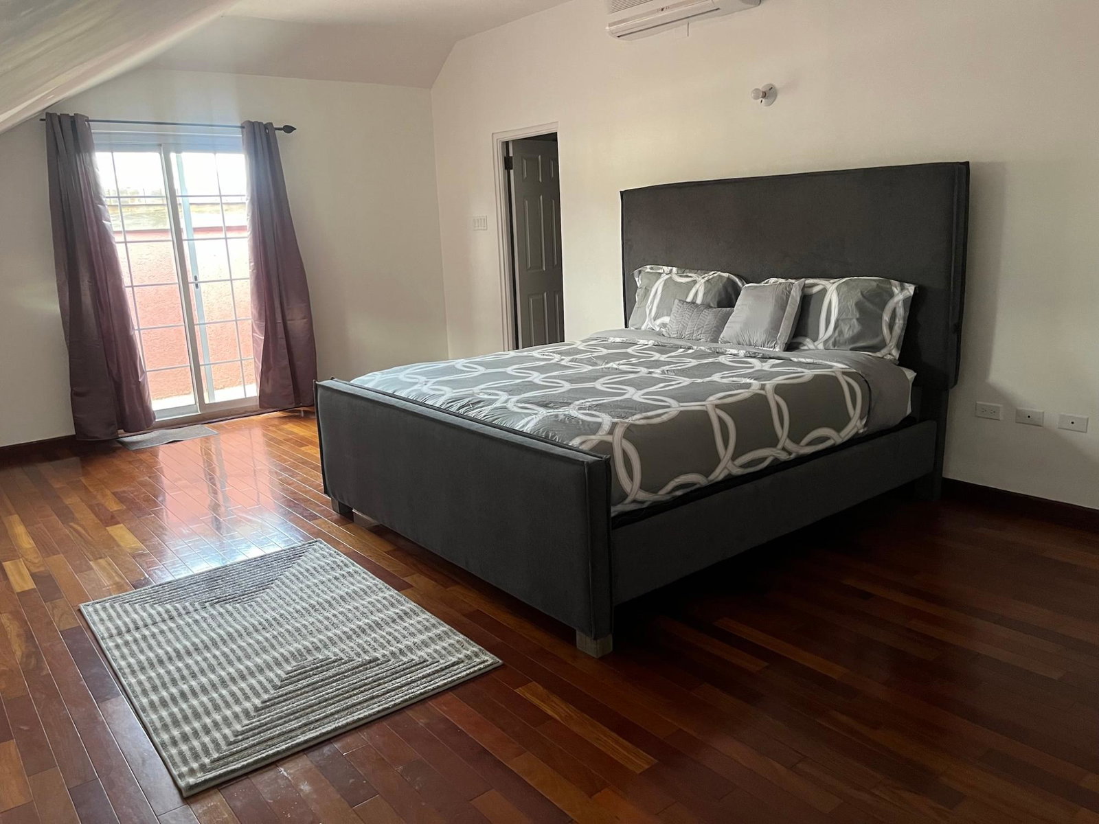 Stunning-3-Bedroom-Apartment-for-Rent-in-Kingston-6-St.-Michaels-Riviera Twenty-First image of D104-3 St.michael's Terrace in Kingston 6, St. Andrew, Jamaica - property is For Rent