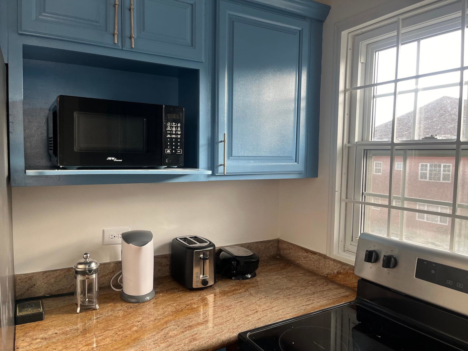 Stunning-3-Bedroom-Apartment-for-Rent-in-Kingston-6-St.-Michaels-Riviera Eighth image of D104-3 St.michael's Terrace in Kingston 6, St. Andrew, Jamaica - property is For Rent