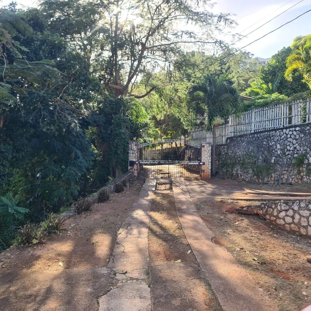 Second image of 5 Beresford Close, Red Hill in Red Hills, St. Andrew, Jamaica - property is For Sale