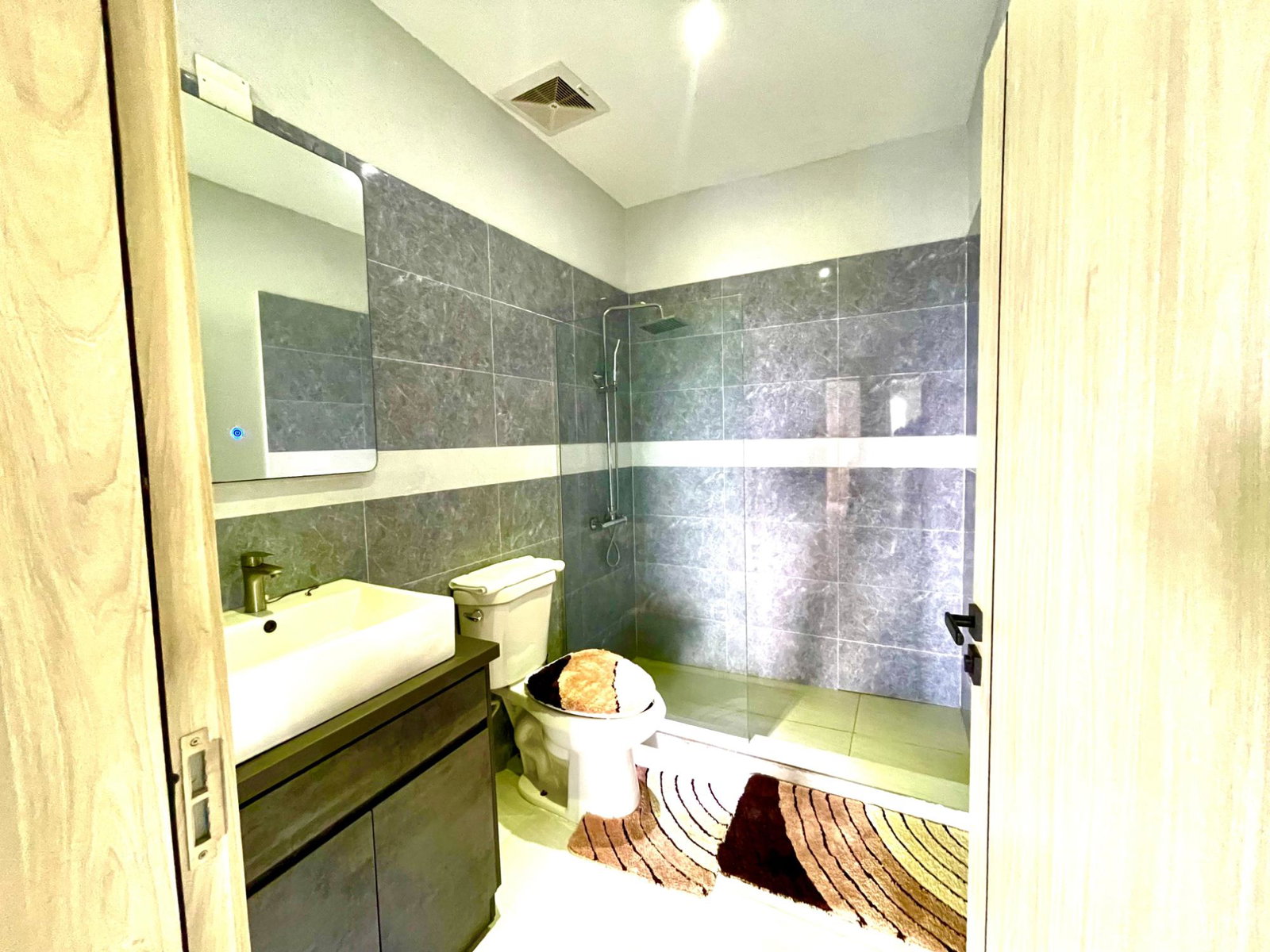 Twelfth image of 6-226 Dorchester Drive in Montego Bay, St. James, Jamaica - property is For Sale