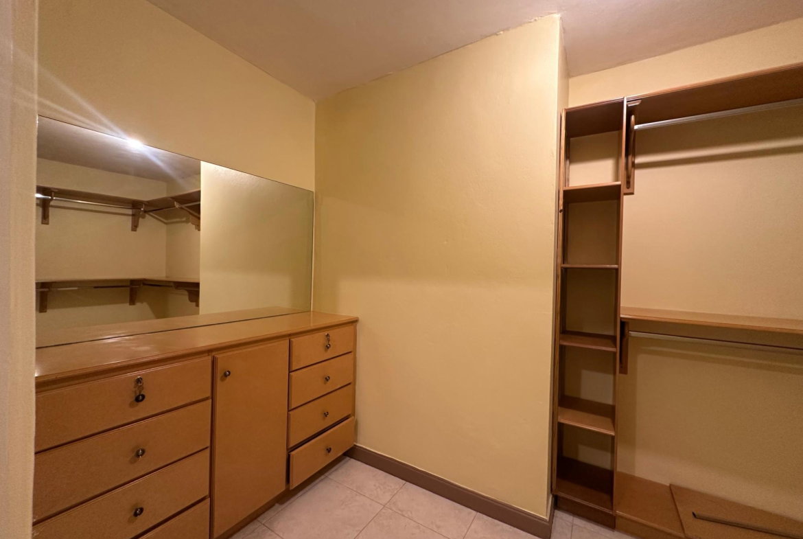 Thirteenth image of 17 Dillsbury Avenue, Kingsto in Kingston 6, St. Andrew, Jamaica - property is For Rent