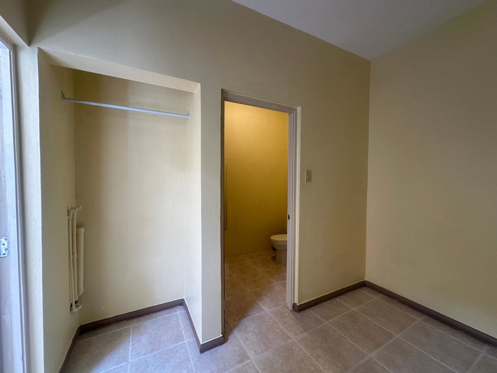 Nineteenth image of 17 Dillsbury Avenue, Kingsto in Kingston 6, St. Andrew, Jamaica - property is For Rent
