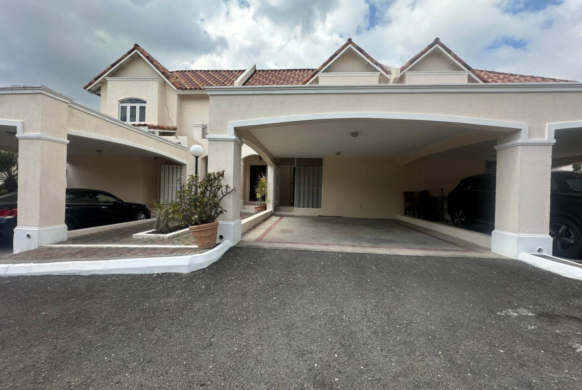 Third image of 17 Dillsbury Avenue, Kingsto in Kingston 6, St. Andrew, Jamaica - property is For Rent