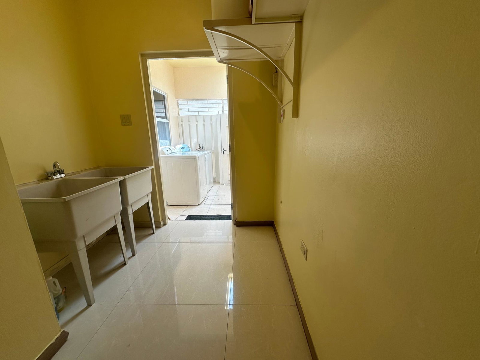 Twenty-Seventh image of 17 Dillsbury Avenue, Kingsto in Kingston 6, St. Andrew, Jamaica - property is For Rent
