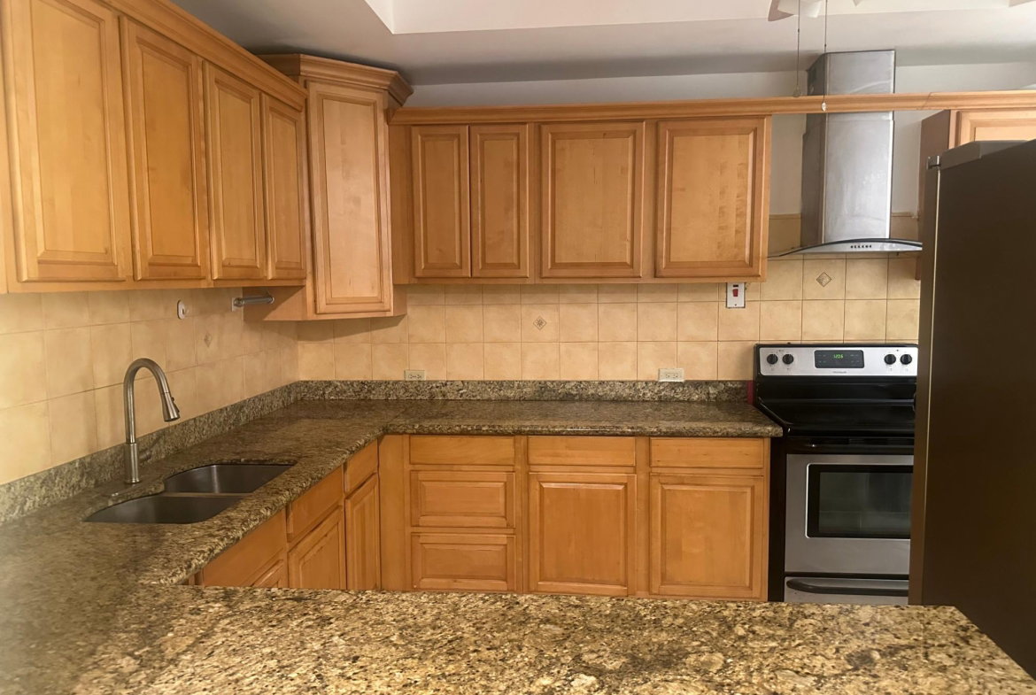 Fifth image of 17 Dillsbury Avenue, Kingsto in Kingston 6, St. Andrew, Jamaica - property is For Rent