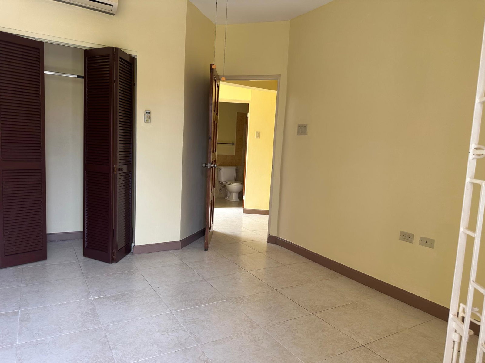 Eighth image of 17 Dillsbury Avenue, Kingsto in Kingston 6, St. Andrew, Jamaica - property is For Rent