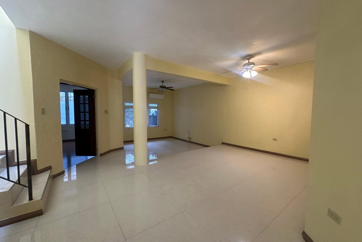 Ninth image of 17 Dillsbury Avenue, Kingsto in Kingston 6, St. Andrew, Jamaica - property is For Rent