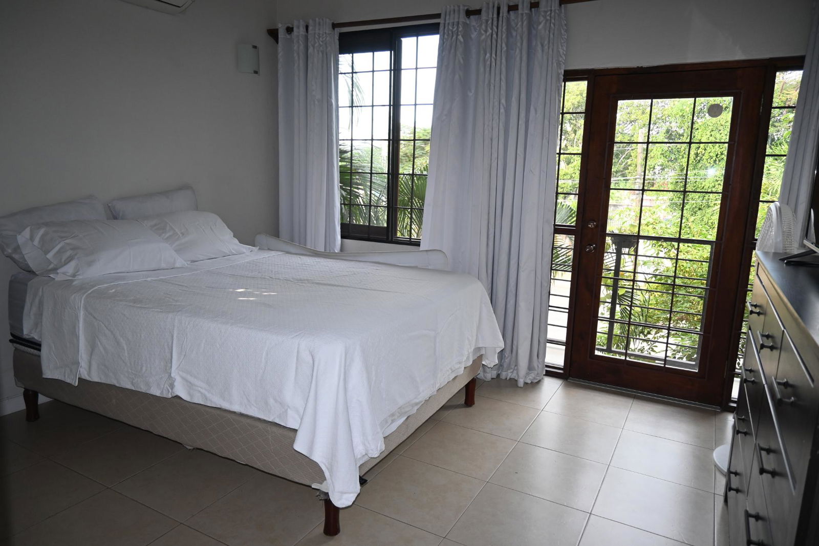 Stunning-3-Bedroom-Townhouse-Apartment-for-Sale-in-Kingston-6 Thirteenth image of 5-1a Beverley Vale Close in Kingston 6, St. Andrew, Jamaica - property is For Sale