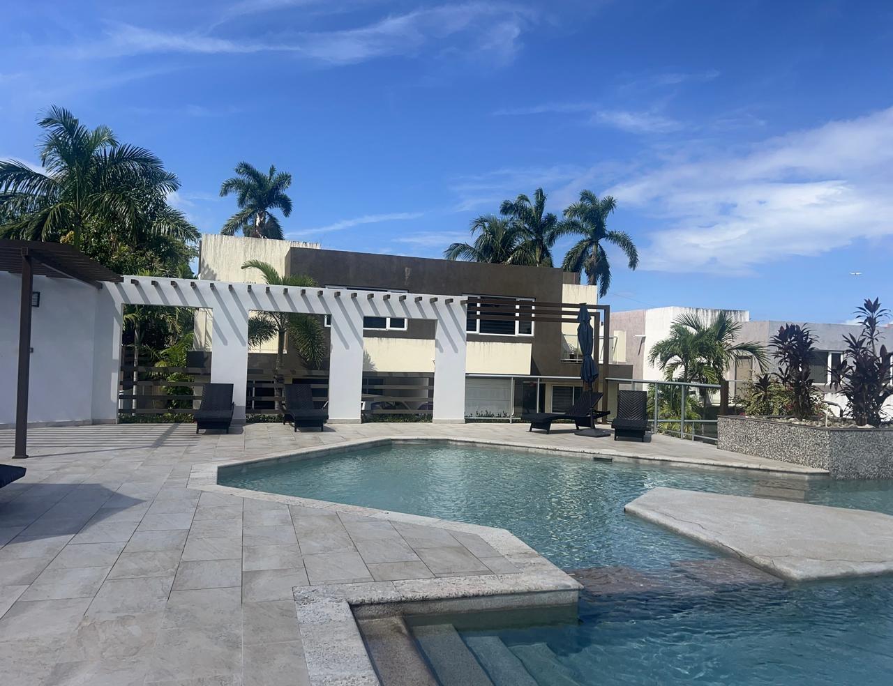Fourth image of 1-1a Spring Garden in Spring Garden, St. James, Jamaica - property is For Sale