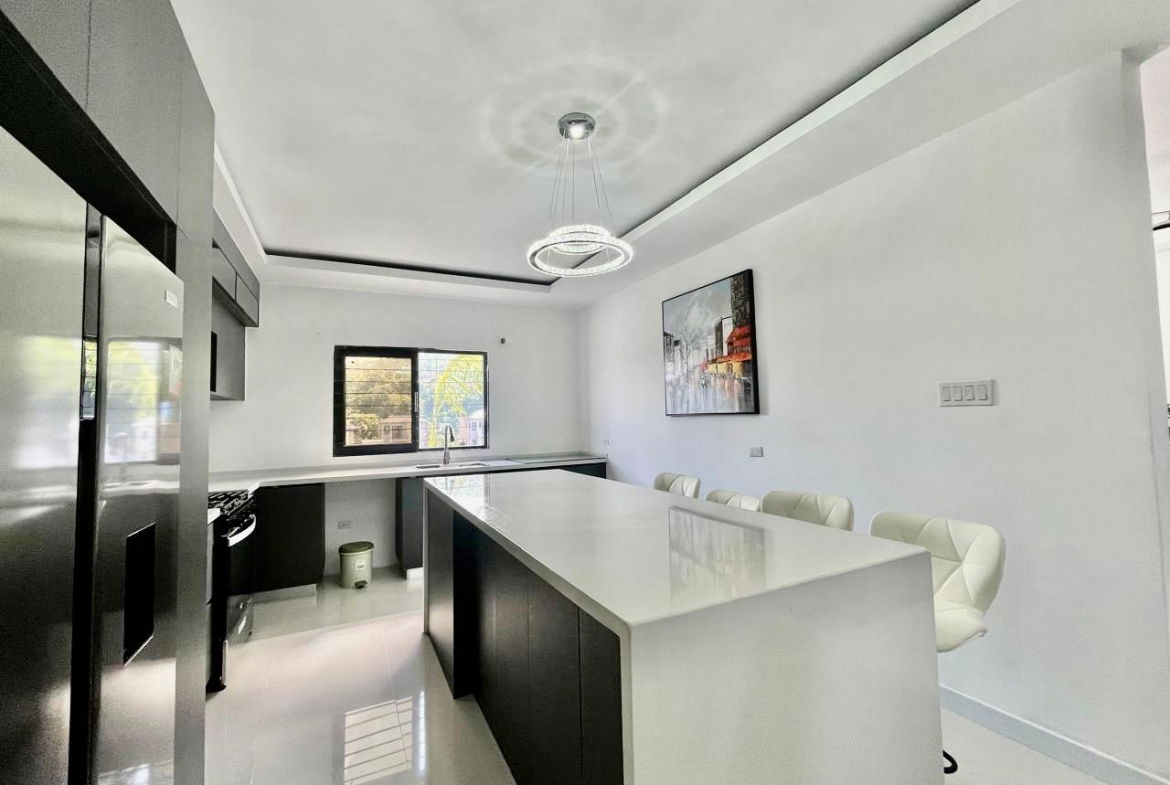 Tenth image of 92 Ocho Rios Country Club in Ocho Rios, St. Ann, Jamaica - property is For Sale