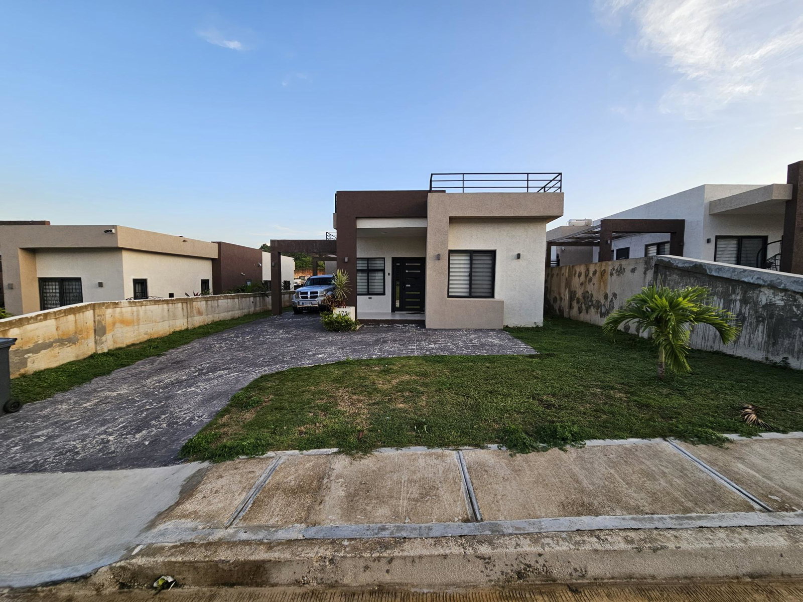 Fifth image of 175- Sunny Isles Avenue, Pyram in Ocho Rios, St. Ann, Jamaica - property is For Sale