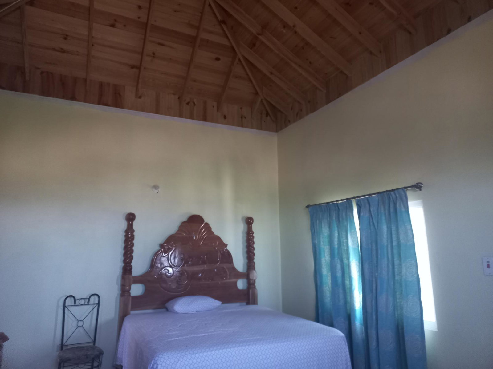 Eleventh image of 32 Rhyne Park in Montego Bay, St. James, Jamaica - property is For Sale