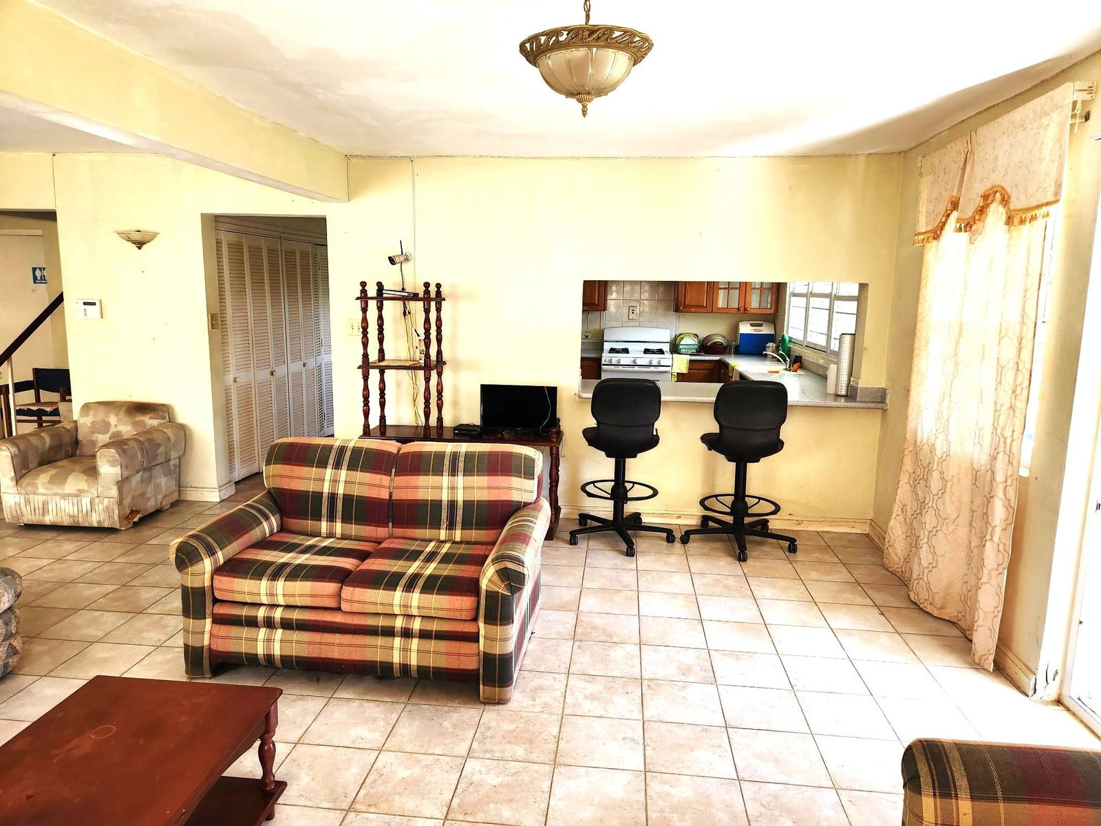 Fifteenth image of 33 Seaview Ave, Torado Hgts in Ironshore, St. James, Jamaica - property is For Sale