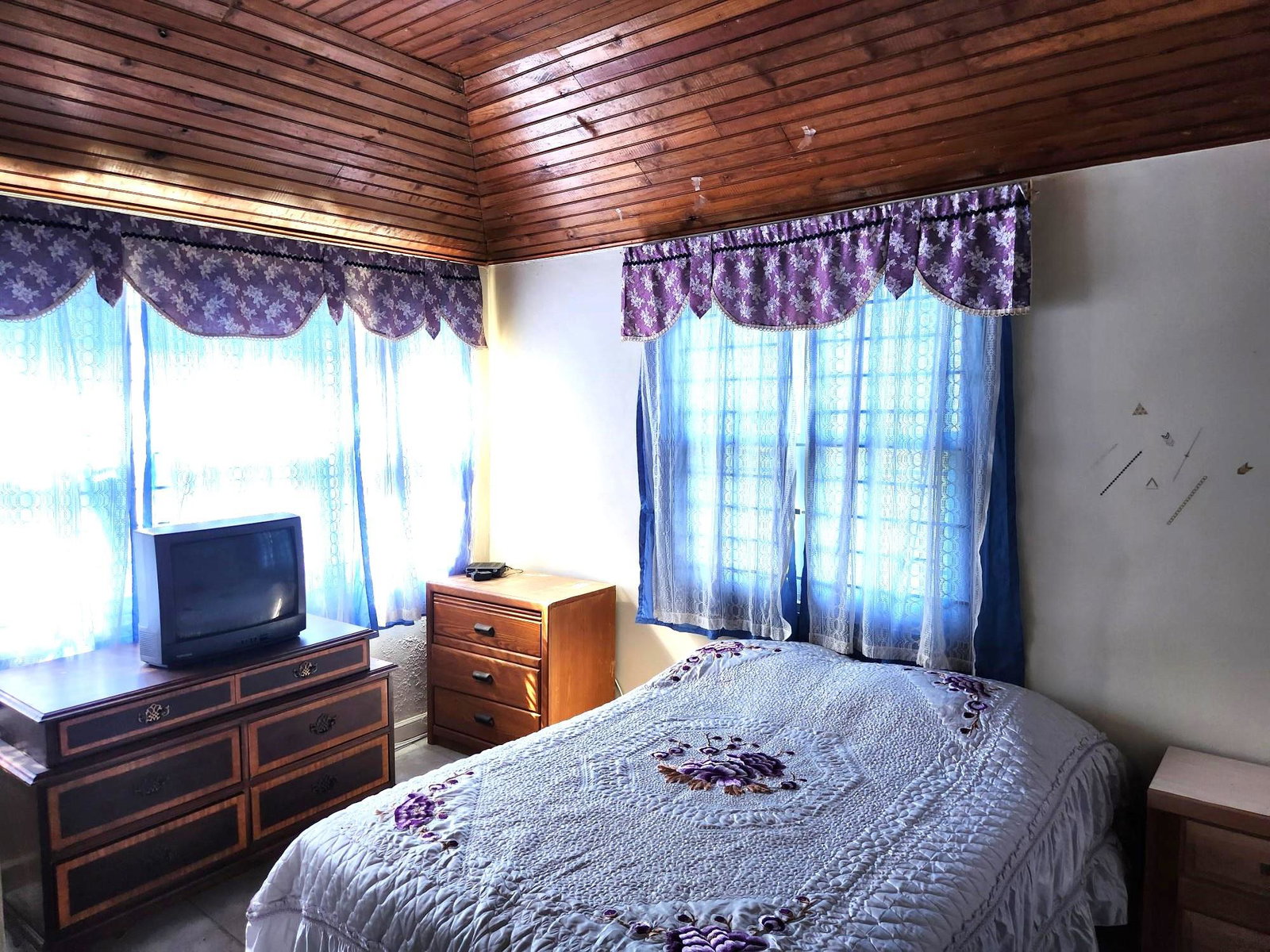 Sixteenth image of 33 Seaview Ave, Torado Hgts in Ironshore, St. James, Jamaica - property is For Sale