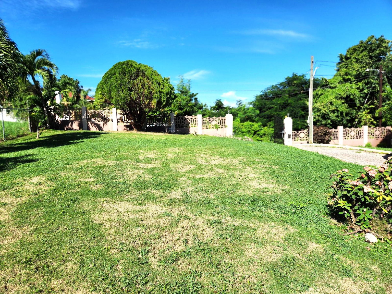 Fifth image of 33 Seaview Ave, Torado Hgts in Ironshore, St. James, Jamaica - property is For Sale