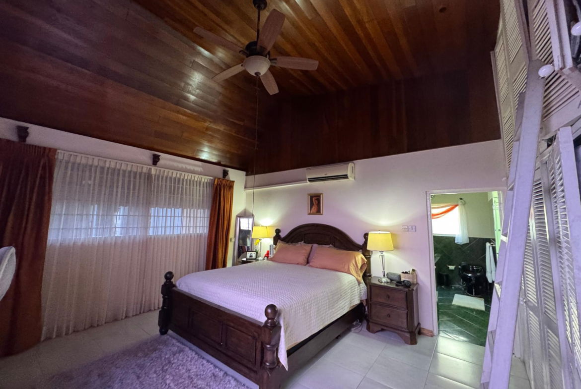 Eleventh image of 2-4 East Byron Road in Kingston 19, St. Andrew, Jamaica - property is For Sale