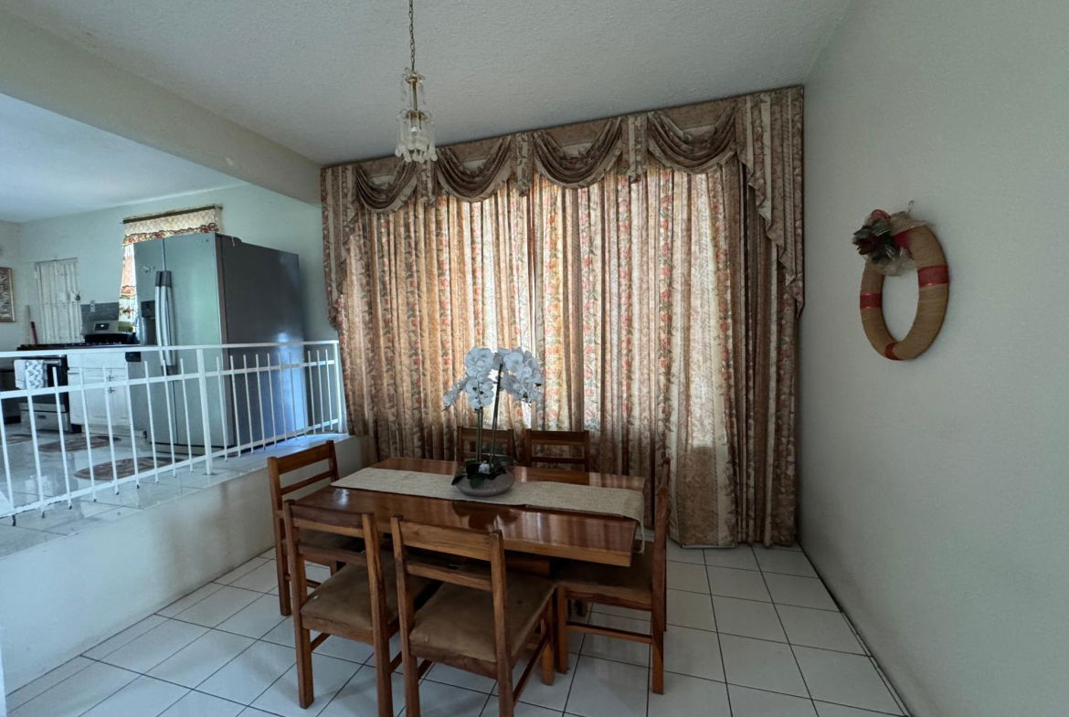 Eighteenth image of 2-4 East Byron Road in Kingston 19, St. Andrew, Jamaica - property is For Sale