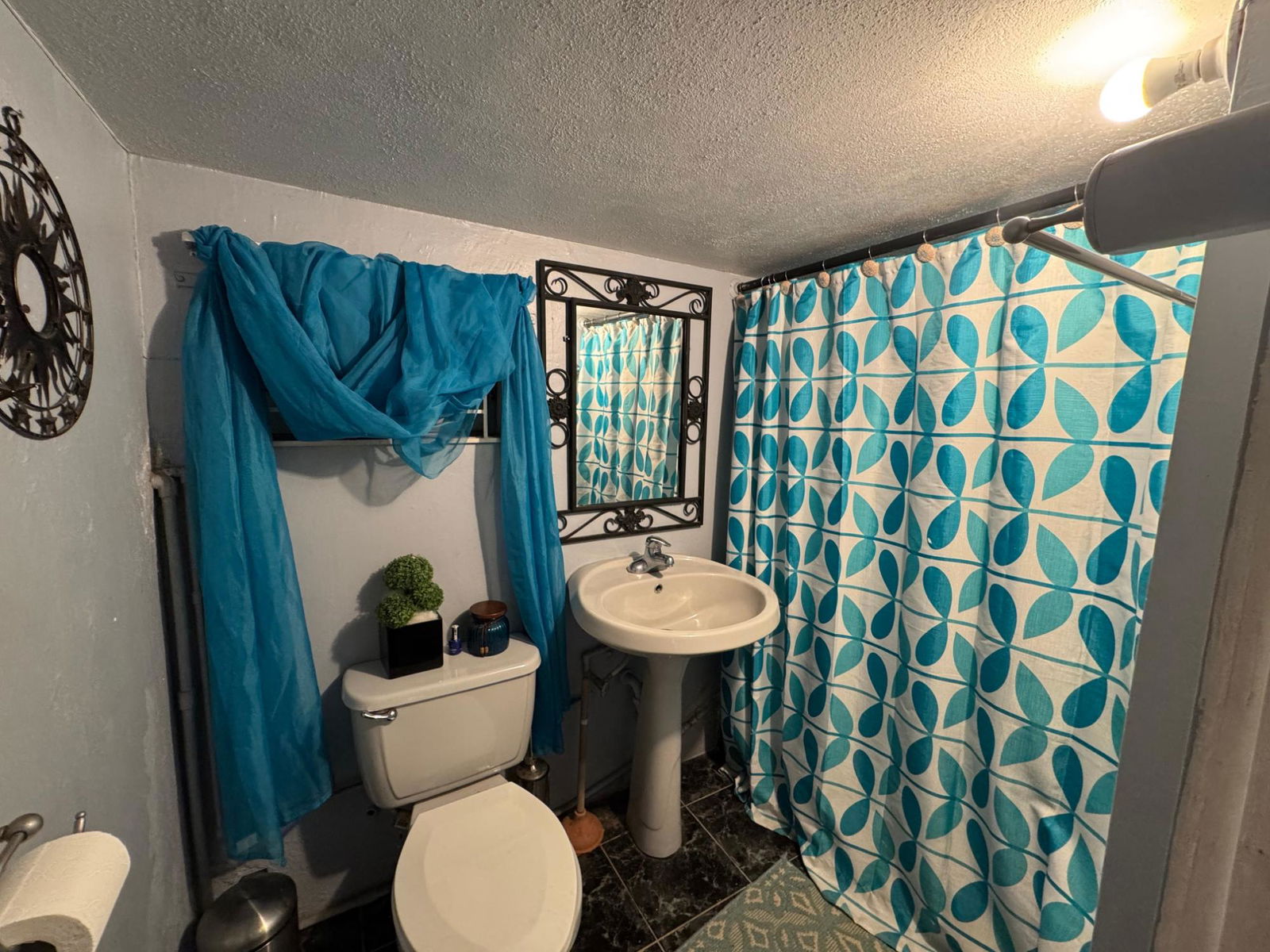 Twenty-First image of 2-4 East Byron Road in Kingston 19, St. Andrew, Jamaica - property is For Sale