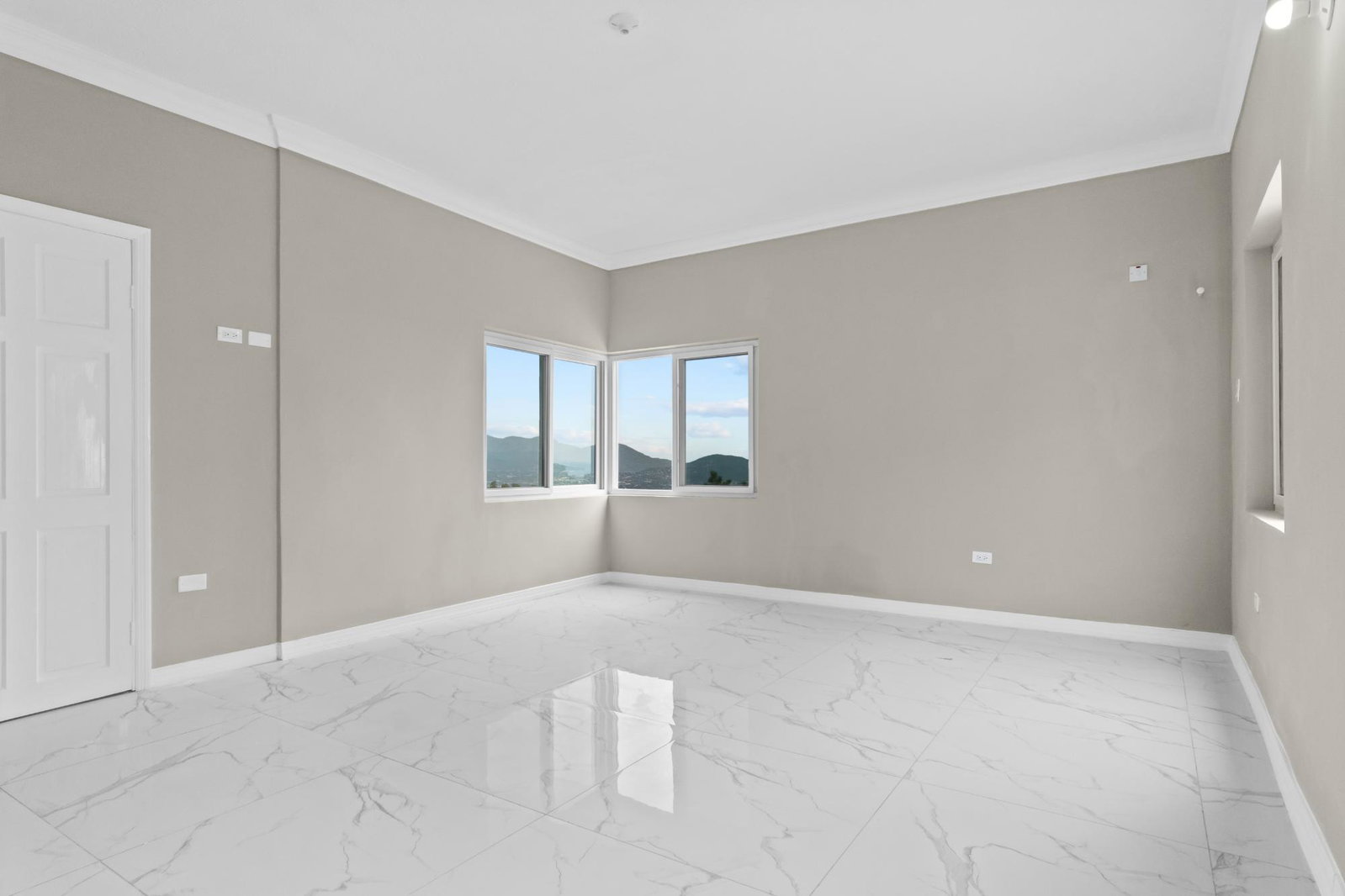 Eleventh image of 3-6 Brentwood Terrace in Kingston 19, St. Andrew, Jamaica - property is For Sale