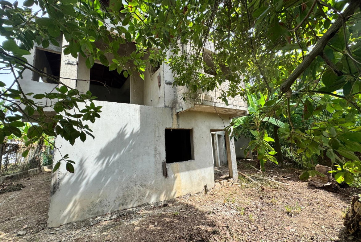 Thirteenth image of 15 Mills Close in Colbeck, St. Catherine, Jamaica - property is For Sale