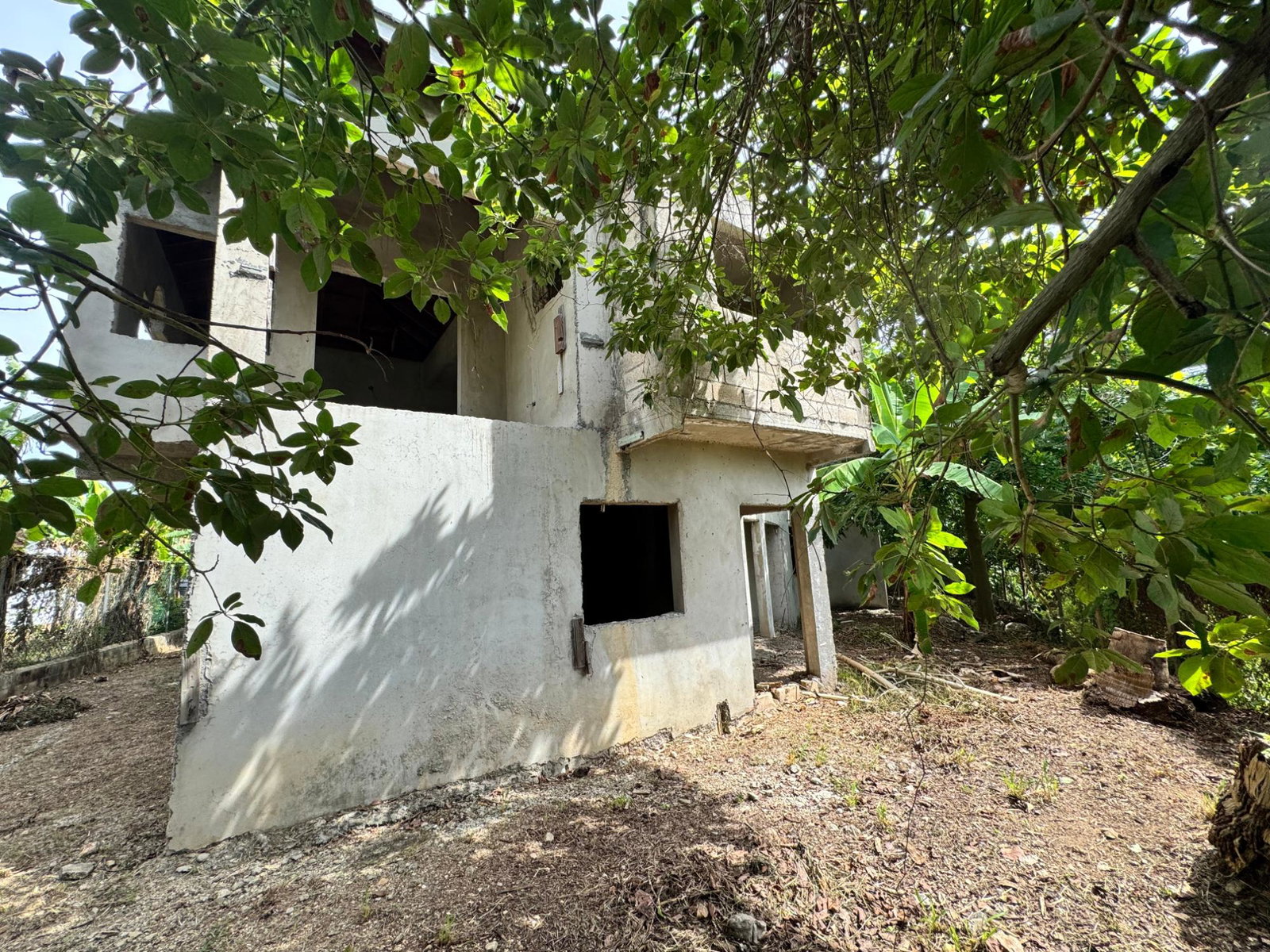 Thirteenth image of 15 Mills Close in Colbeck, St. Catherine, Jamaica - property is For Sale