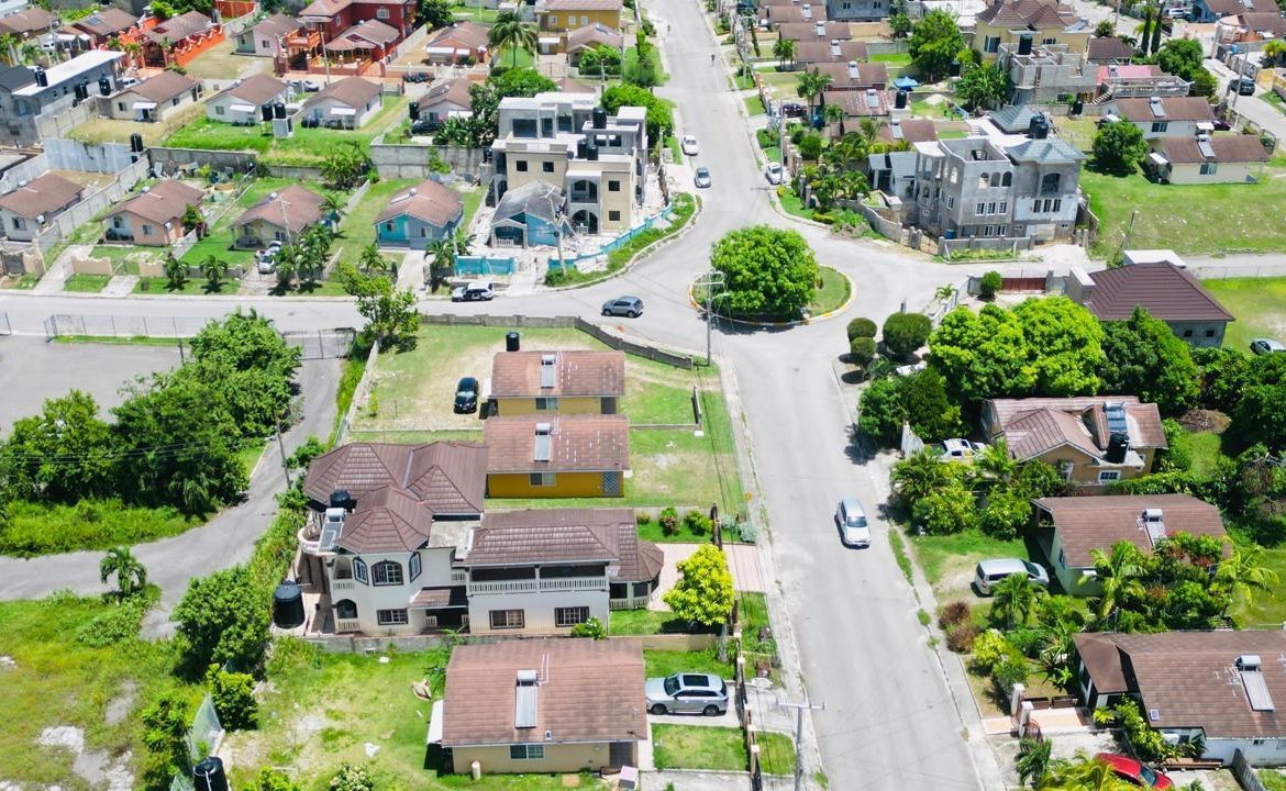Seventh image of 287 North View Drive in Rose Hall, St. James, Jamaica - property is For Sale