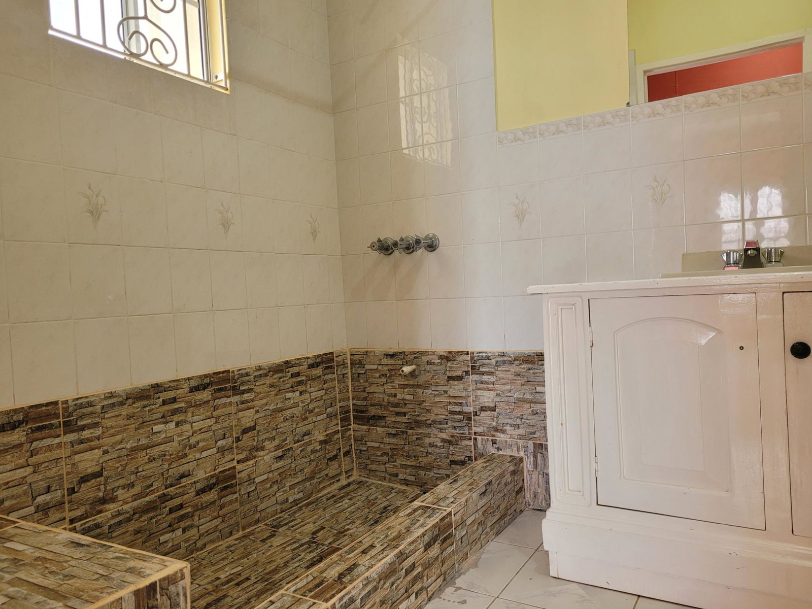 Stunning-5-Bedroom-Home-with-Rooftop-Pool-in-St.-Elizabeth-Jamaica Sixteenth image of Dunder Hill in Junction, St. Elizabeth, Jamaica - property is For Sale