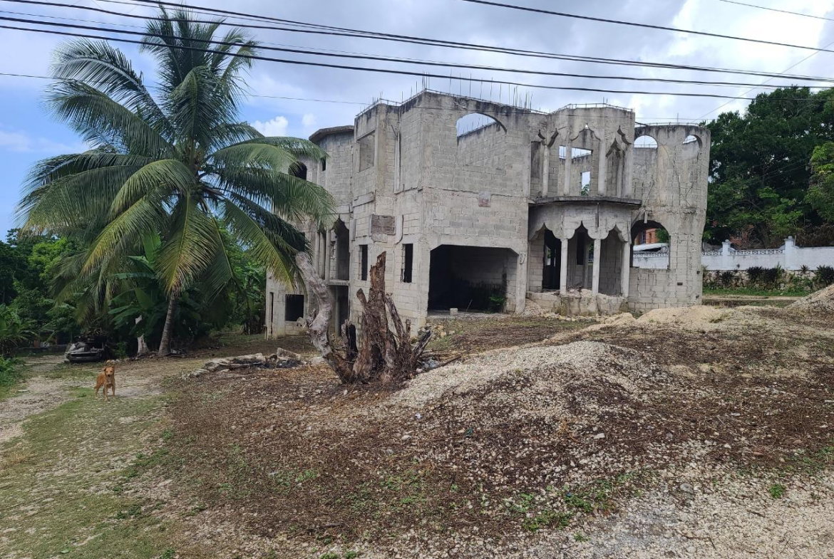 Second image of Pond Piece, Hopewell in Hopewell, Hanover, Jamaica - property is For Sale