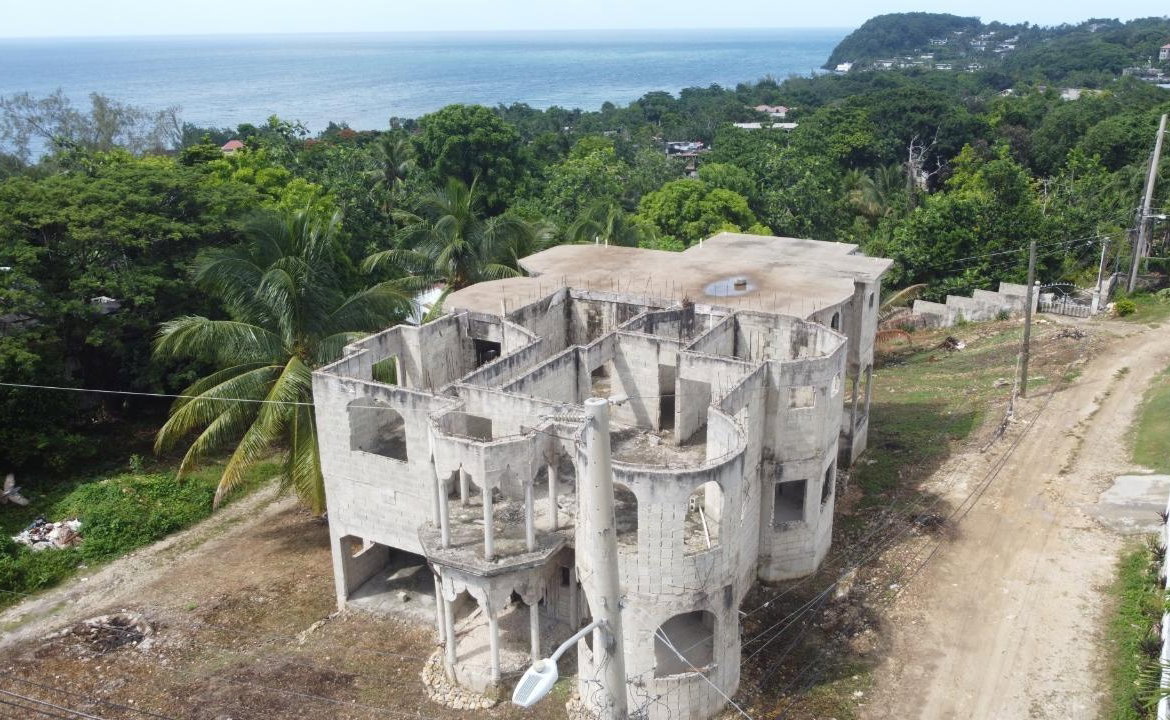 First image of Pond Piece, Hopewell in Hopewell, Hanover, Jamaica - property is For Sale