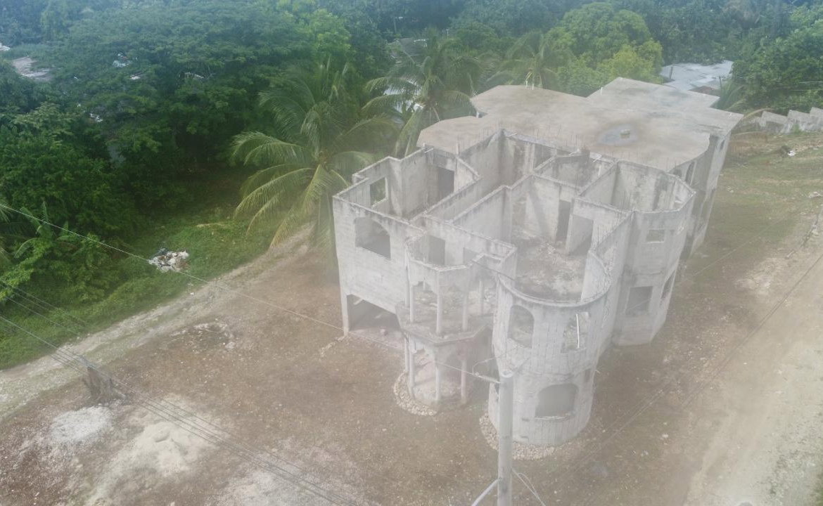 Twentieth image of Pond Piece, Hopewell in Hopewell, Hanover, Jamaica - property is For Sale