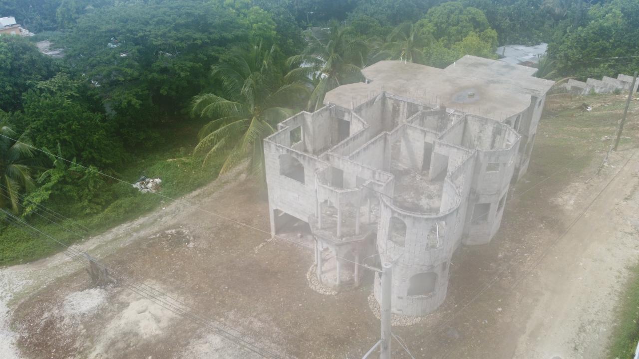 Twentieth image of Pond Piece, Hopewell in Hopewell, Hanover, Jamaica - property is For Sale