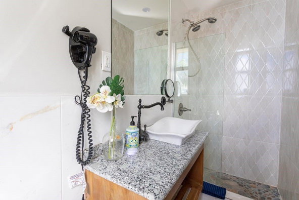 Seventh image of 702- 11 Queens Dr., St. James in Montego Bay, St. James, Jamaica - property is For Sale