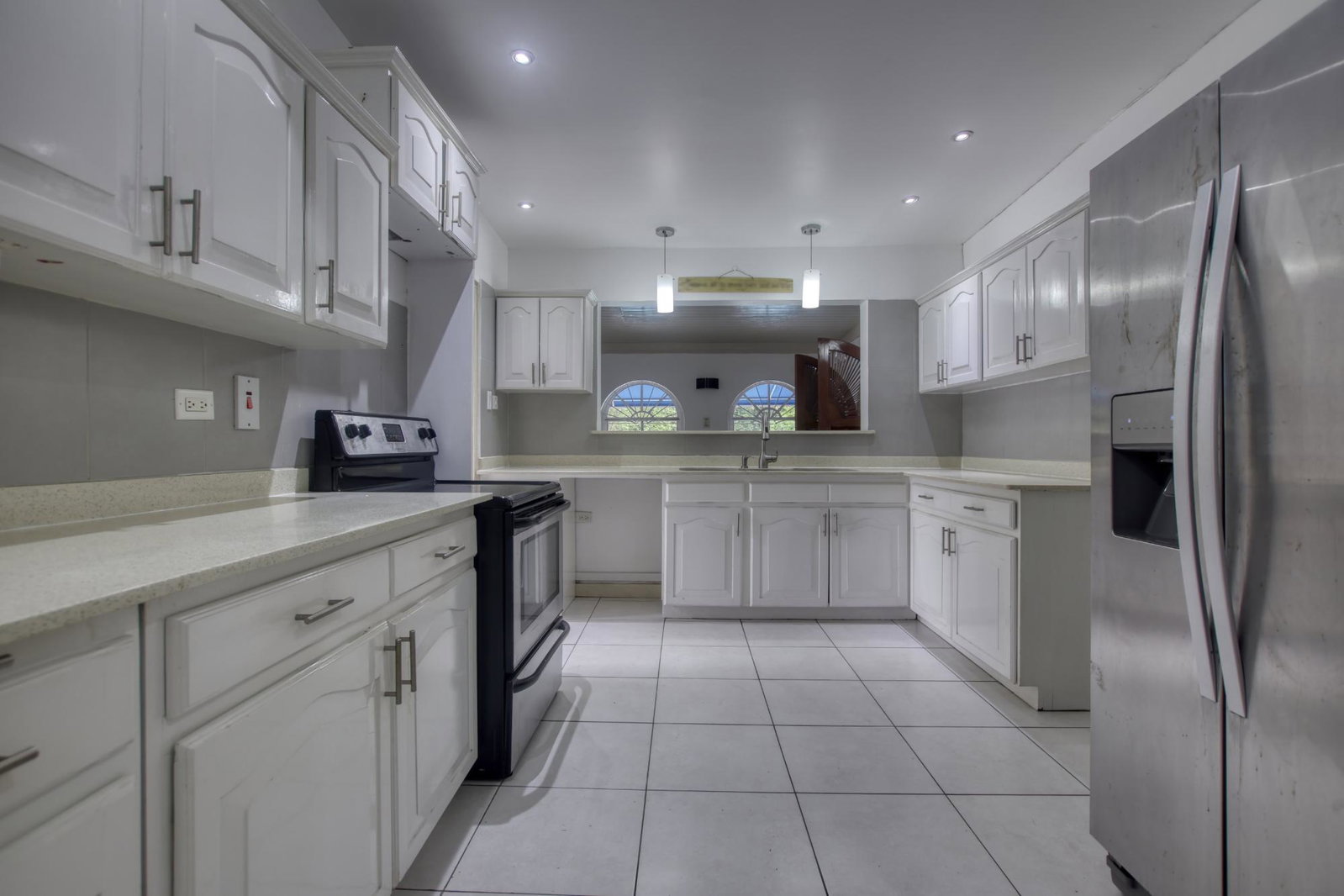 Eleventh image of Manor Park Drive in Kingston 8, St. Andrew, Jamaica - property is For Rent