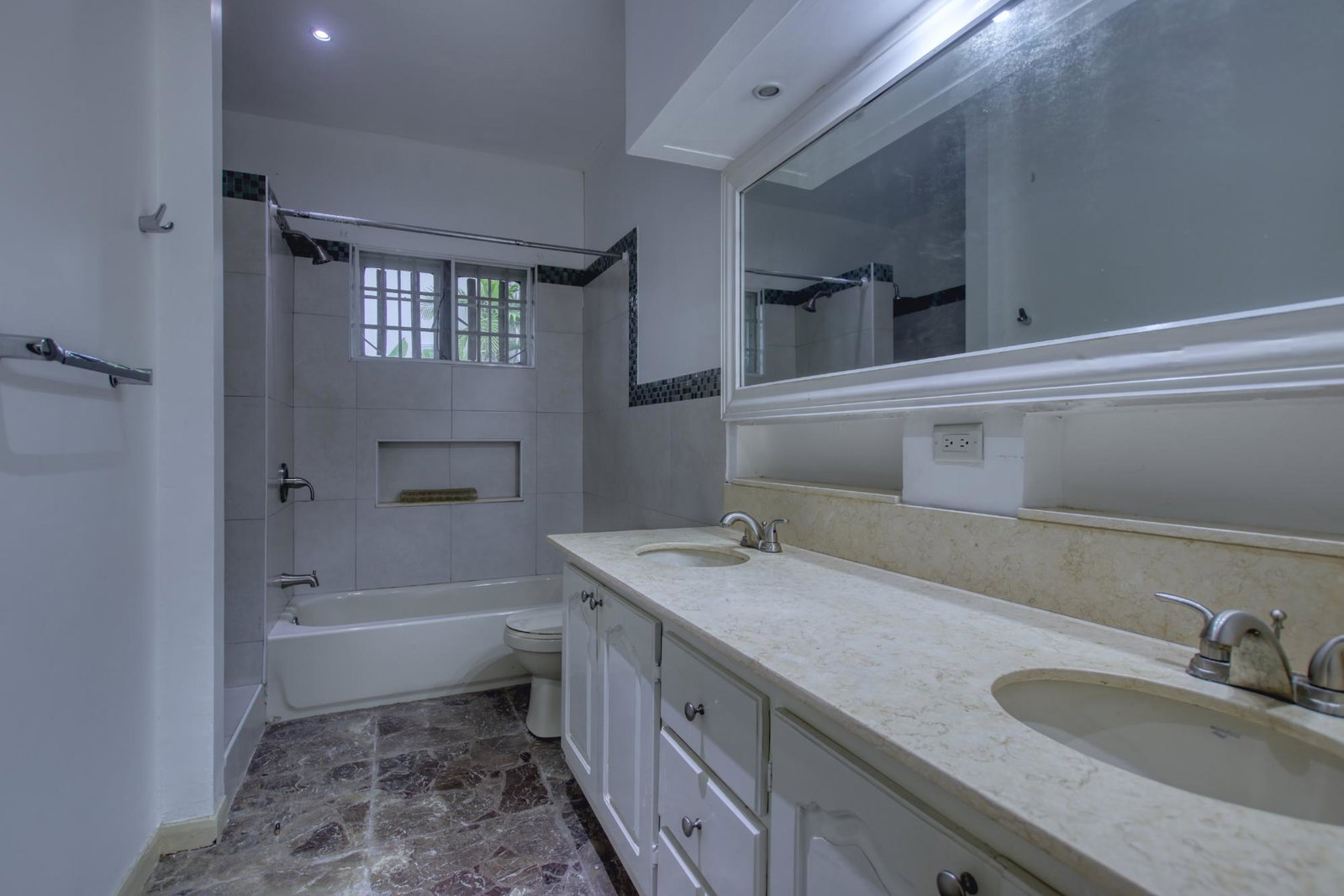 Sixteenth image of Manor Park Drive in Kingston 8, St. Andrew, Jamaica - property is For Rent
