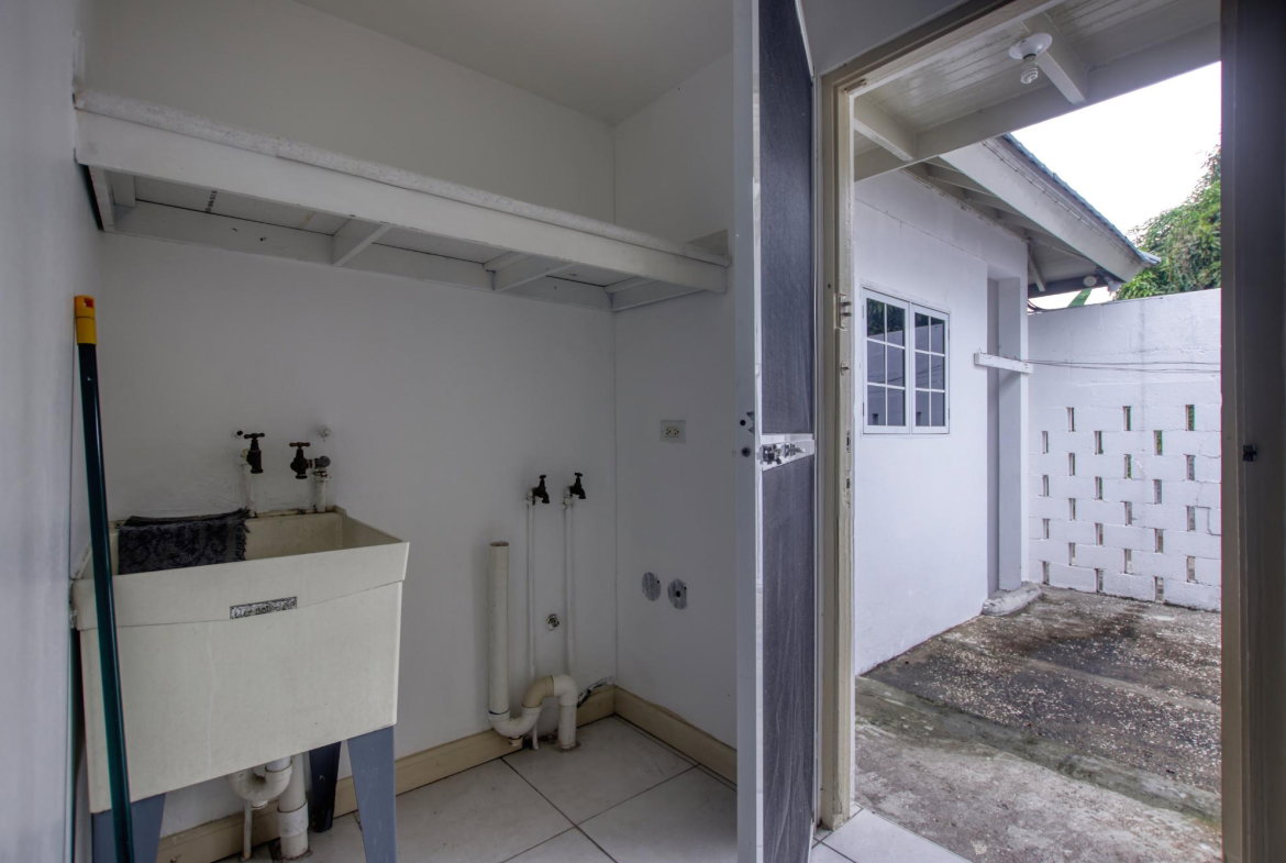 Eighteenth image of Manor Park Drive in Kingston 8, St. Andrew, Jamaica - property is For Rent