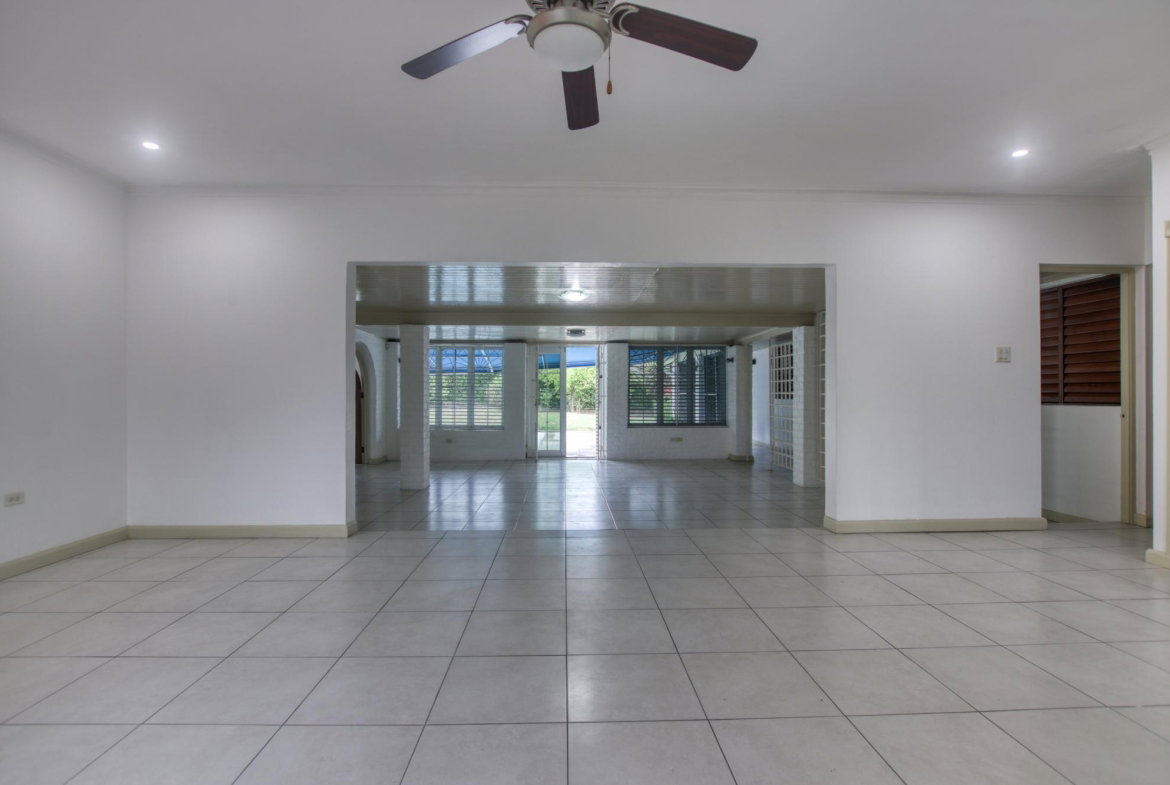 Sixth image of Manor Park Drive in Kingston 8, St. Andrew, Jamaica - property is For Rent