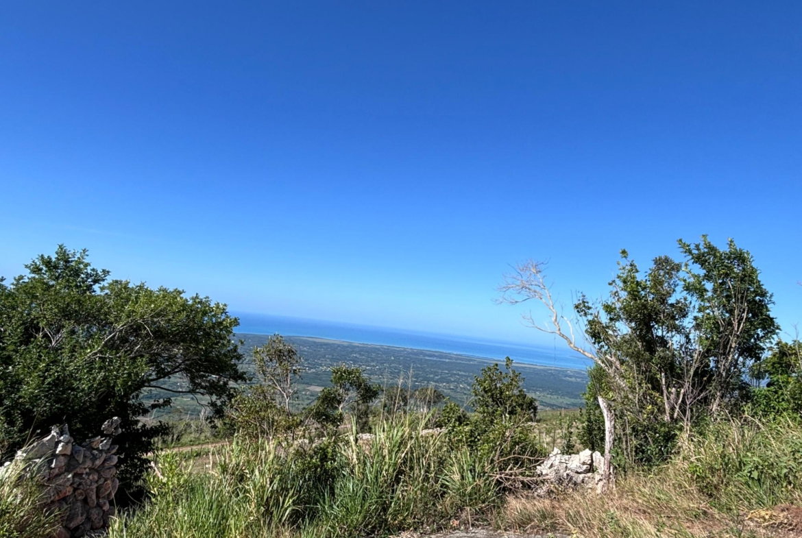 Fifth image of 51 Malvern Heights in Malvern, St. Elizabeth, Jamaica - property is For Sale