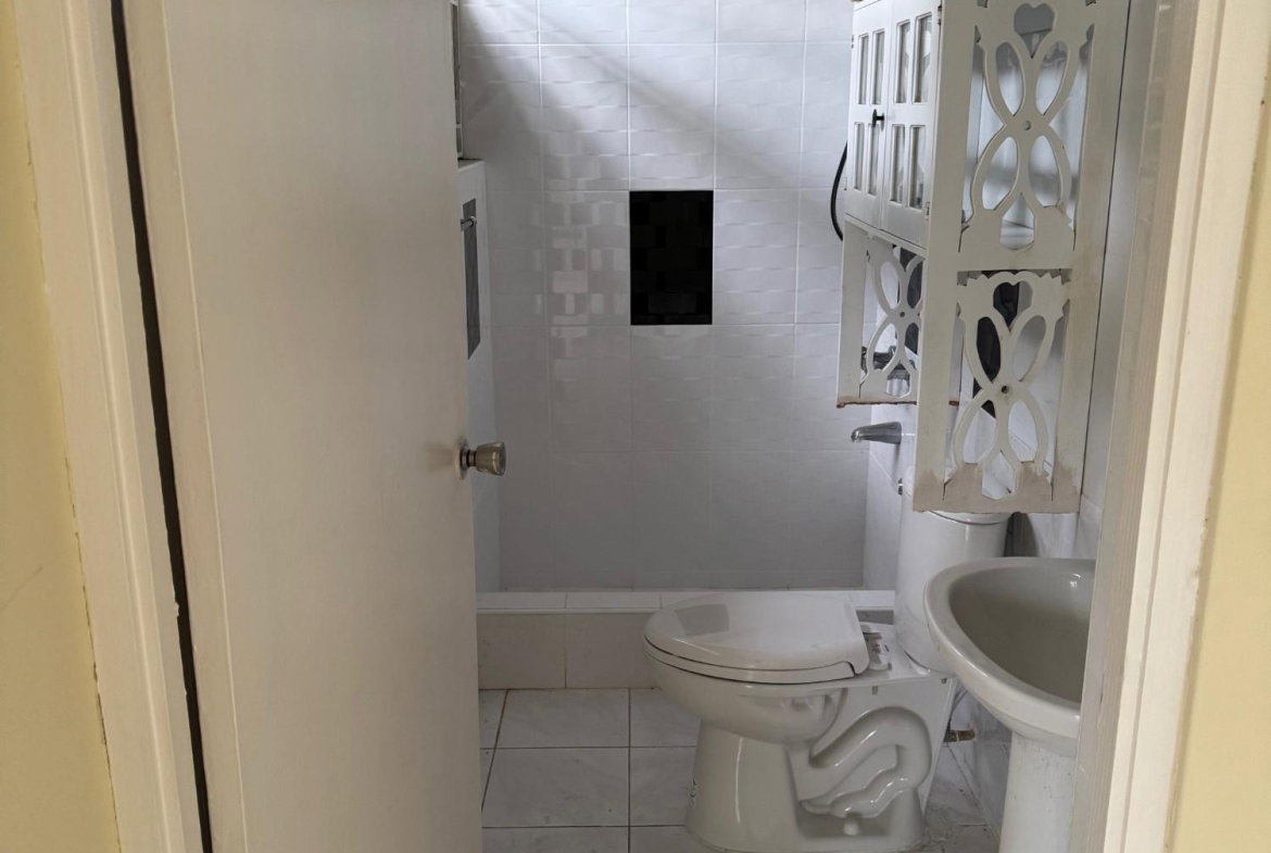 Seventh image of 31 Elmwood Terrace in Red Hills, St. Andrew, Jamaica - property is For Rent