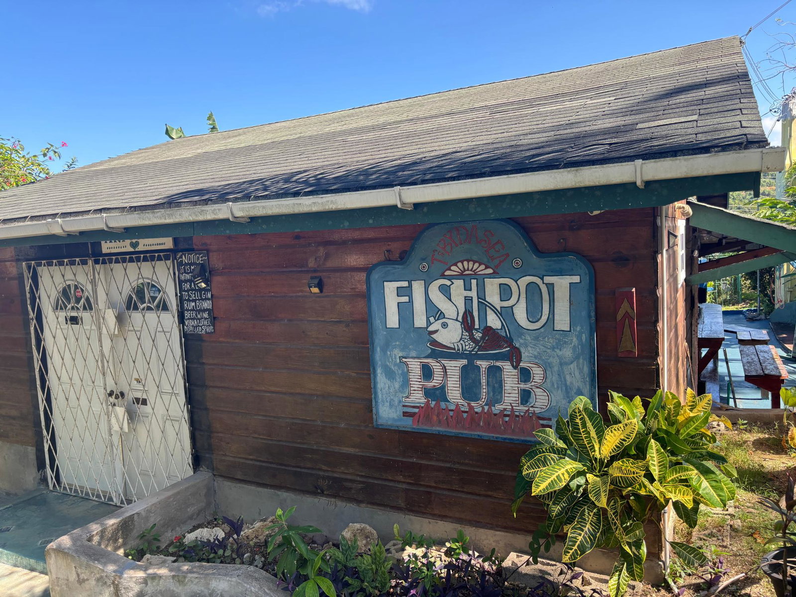Nineteenth image of T’s by da Sea in Green Island, Hanover, Jamaica - property is For Sale